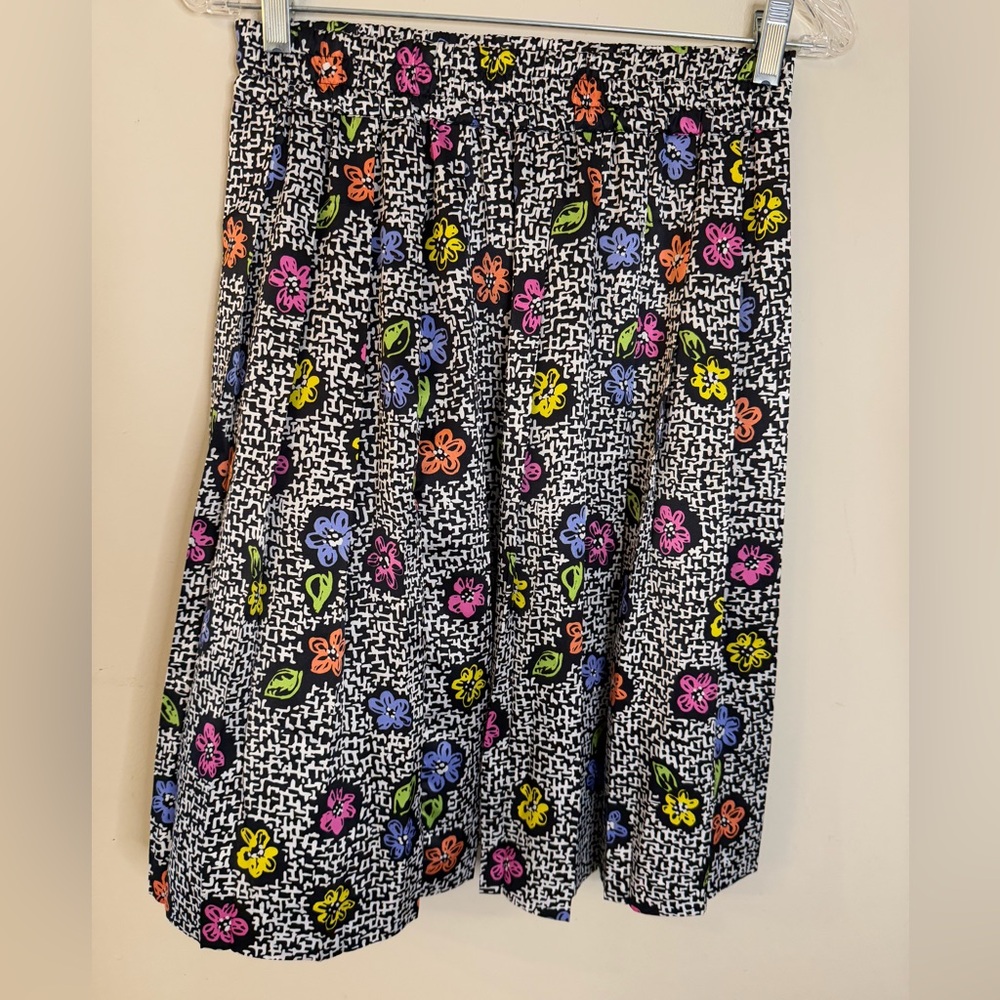 Floral colorful retro 80’s mini skirt SZ 8